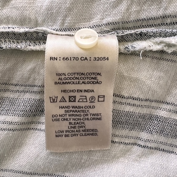 Anthropologie Buttondown - Picture 6 of 7